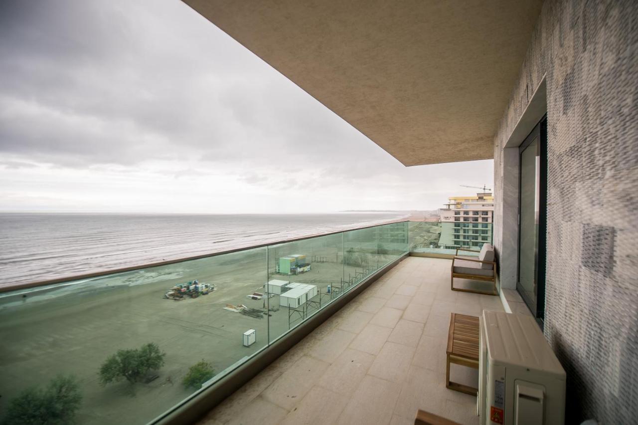 Luxury Promenada Apartment - Frontal Beachfront Mamaia Nord Navodari Exterior photo